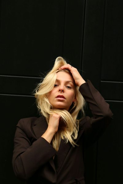 San Diego Face Framing Highlights and T-Zone Blonding